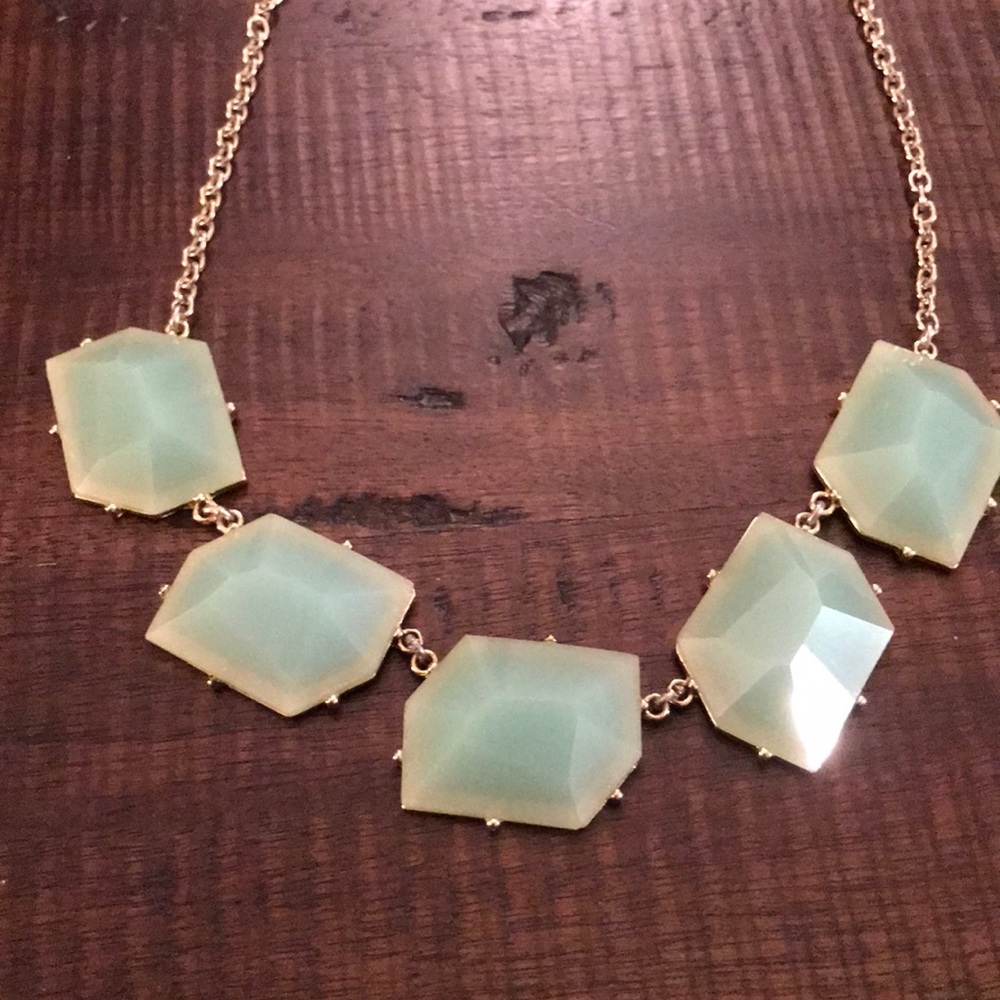 ‼️LAST DAY‼️Faceted Statement Necklace - Picture 2 of 4